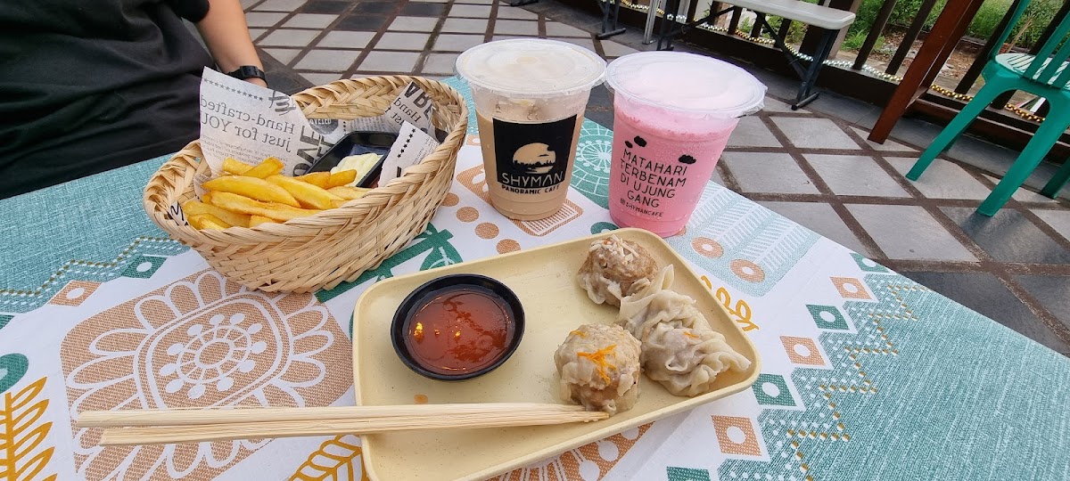 Shyman Panoramic Cafe - 8