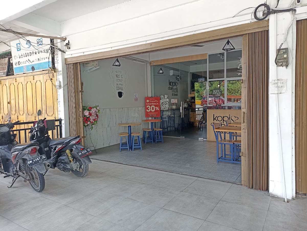 Kopi Dari Hati dan Toast PKU