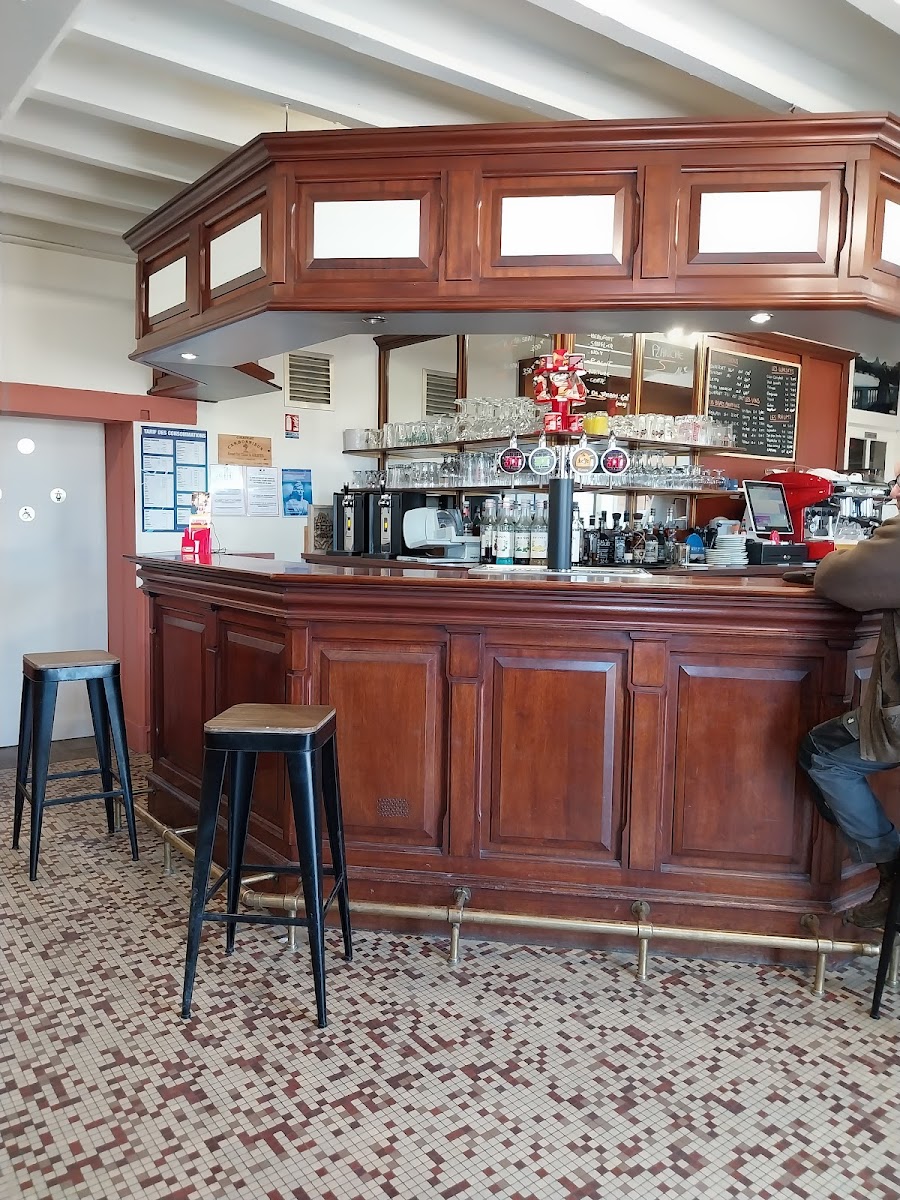 Café des Quatre Routes