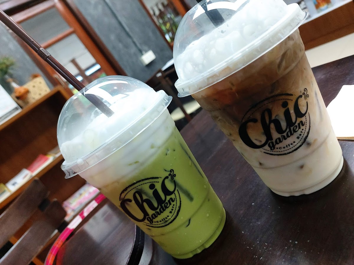 Chic Garden Coffee Bar - 9