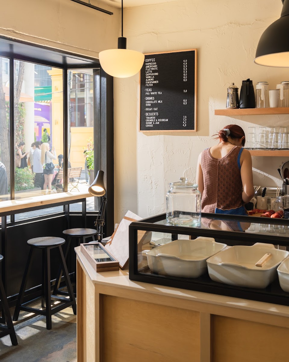 마일스톤 커피 성수 Milestone Coffee Seoulforest