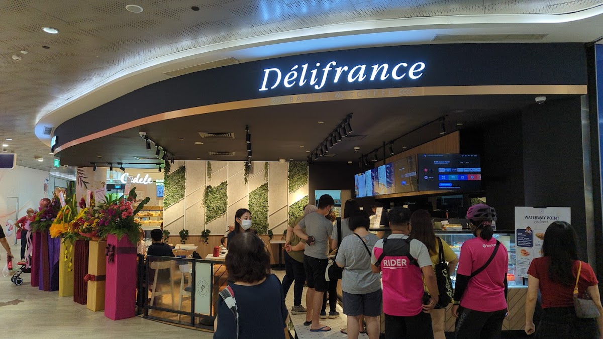 Delifrance (Waterway Point)