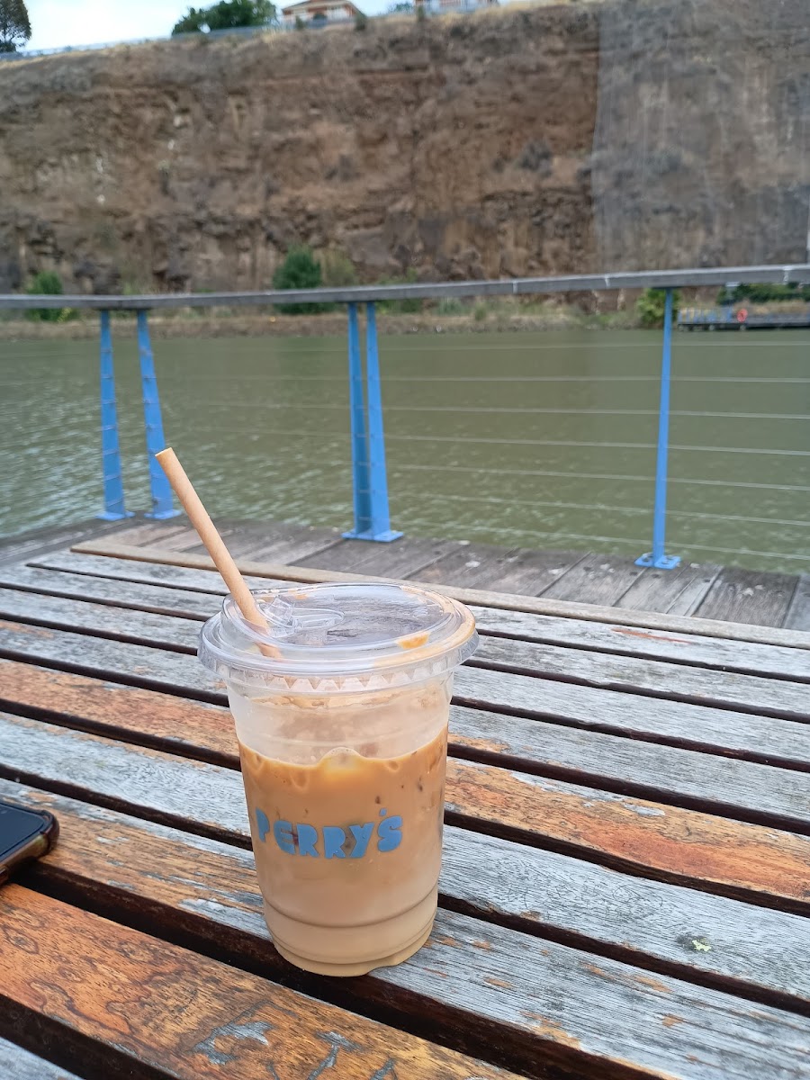 Perry’s (Peregrine Social Club) - 7