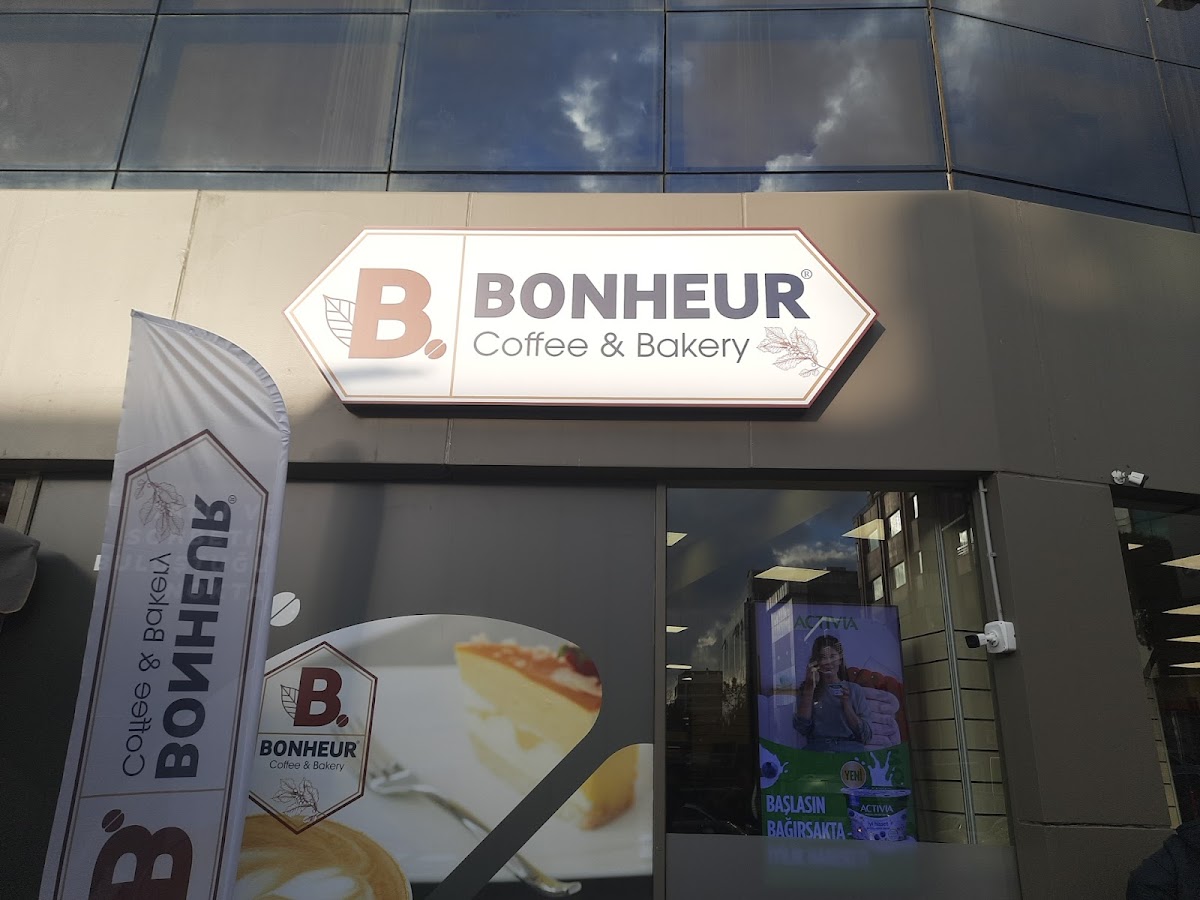 Bonheur Coffee & Bakery