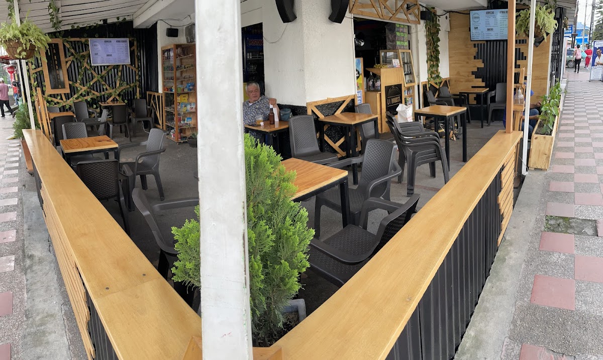 La Robusta café bar