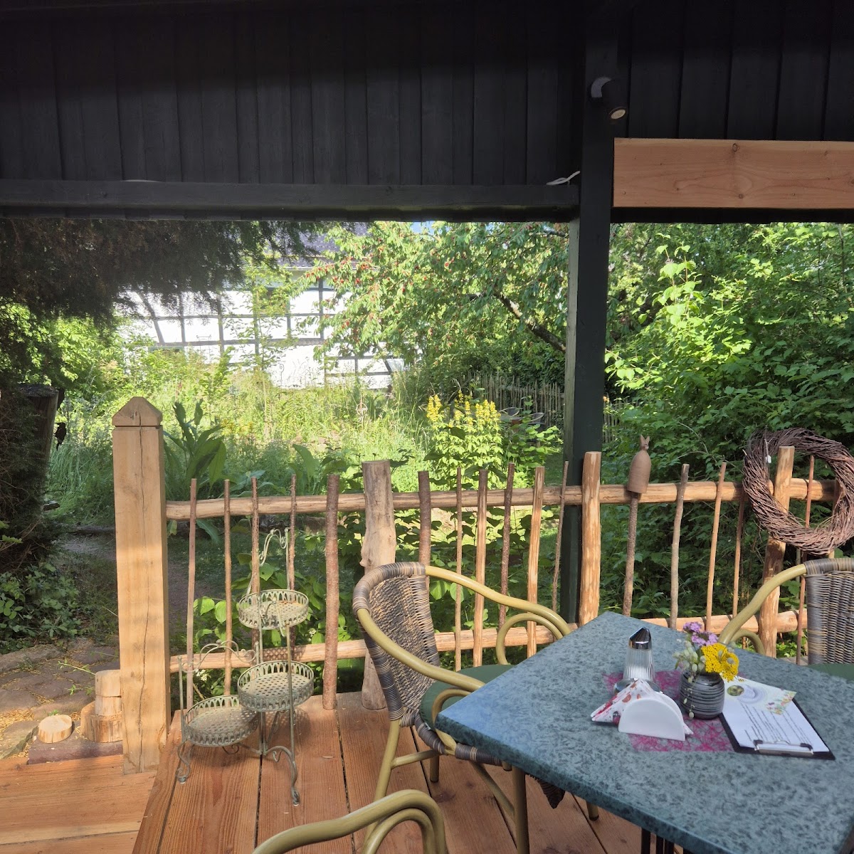 Gartencafé 'Florabiene'