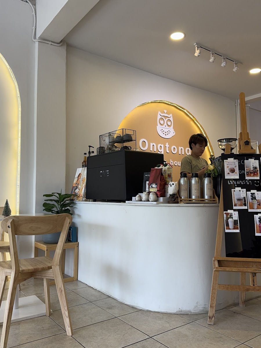 Ongtong Coffee house - 4
