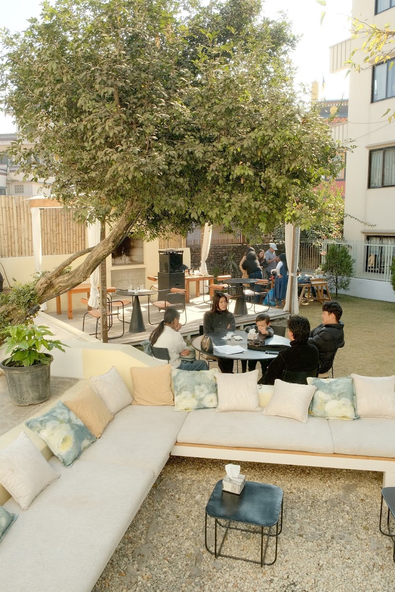 Maybe Mars Studio Cafe